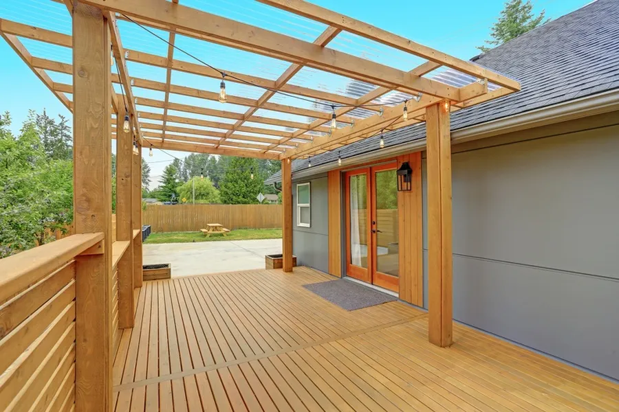 How Deck Construction Improves Outdoor Entertainment Areas East Patchogue, NY